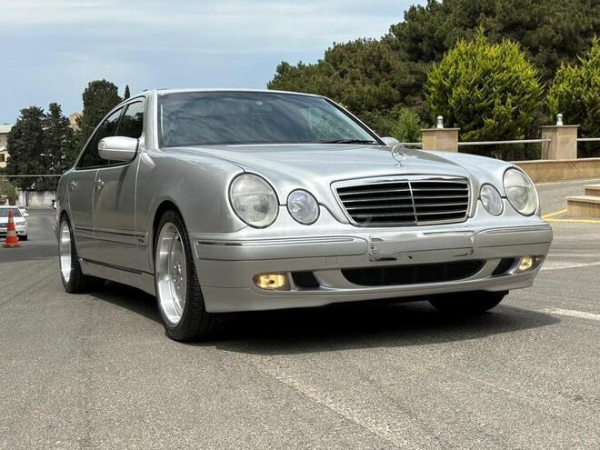 Mercedes E 320 2000, 368,000 km - 3.2 l - Bakı