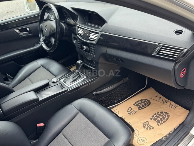 Mercedes E 200 2009, 268,000 km - 1.8 л - Bakı