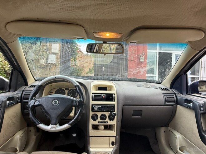 Opel Astra 2001, 200,000 km - 1.6 л - Bakı