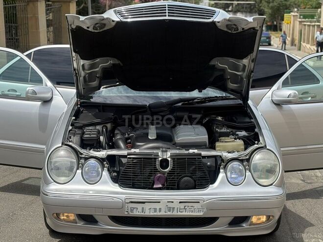 Mercedes E 320 2000, 368,000 km - 3.2 l - Bakı