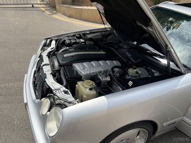 Mercedes E 320 2000, 368,000 km - 3.2 l - Bakı