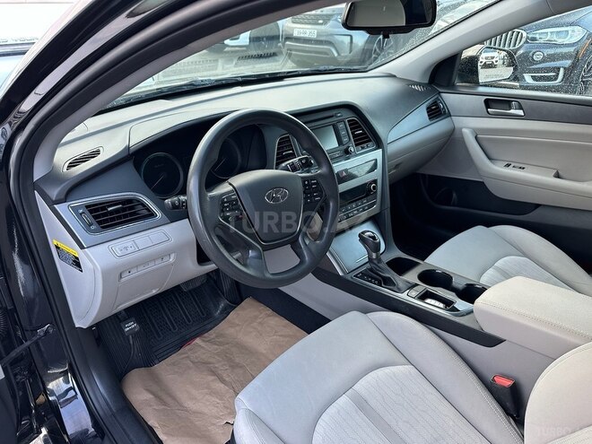 Hyundai Sonata-9