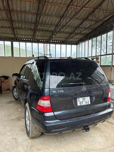 Mercedes ML 320 2002, 418,429 km - 3.2 л - Gədəbəy