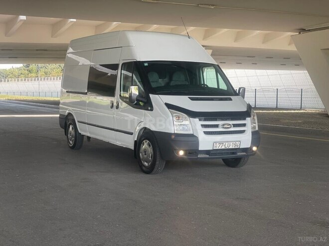 Ford Transit-5