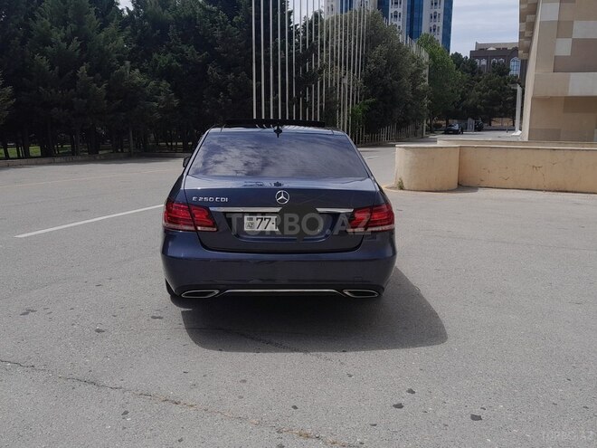 Mercedes E 250 4MATIC 2014, 233,000 km - 2.2 л - Bakı