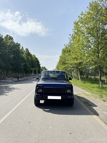 LADA (VAZ) Niva 2015, 100,000 km - 1.7 l - İmişli