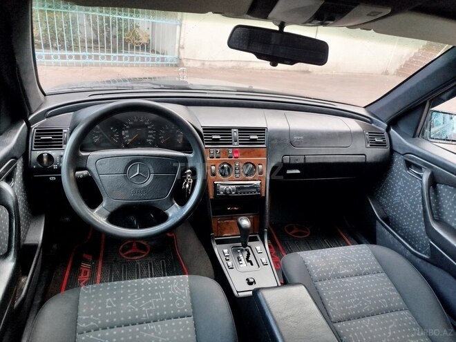 Mercedes C 180-12