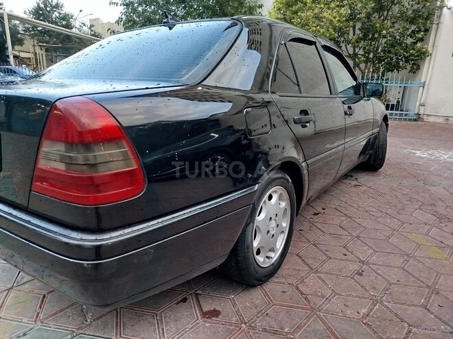 Mercedes C 180-8