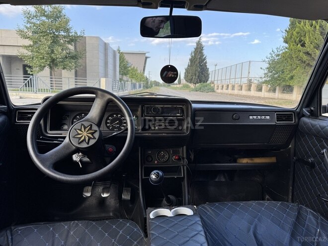 LADA (VAZ) 2107 2009, 40,000 km - 1.6 л - Salyan