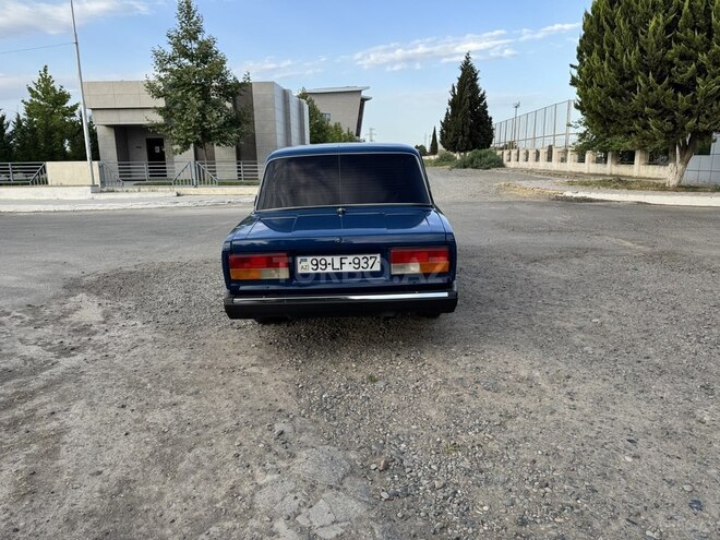 LADA (VAZ) 2107 2009, 40,000 km - 1.6 л - Salyan