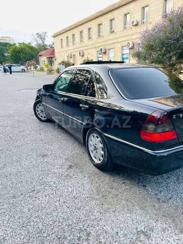 Mercedes C 230 1999, 285,000 km - 2.3 l - Bakı