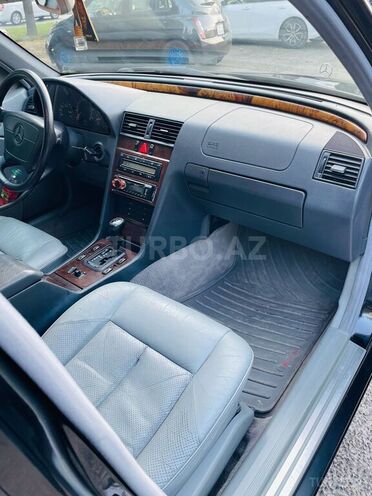 Mercedes C 230 1999, 285,000 km - 2.3 l - Bakı