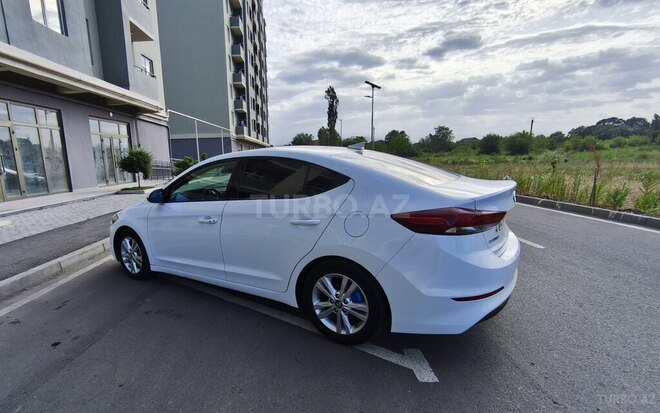 Hyundai Elantra 2018, 119,849 km - 2.0 л - Lənkəran