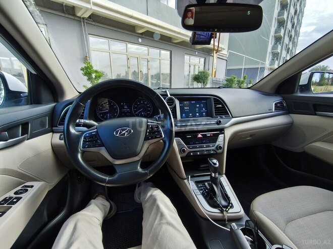 Hyundai Elantra 2018, 119,849 km - 2.0 л - Lənkəran