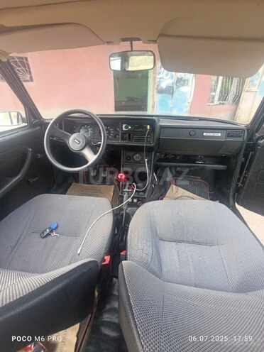 LADA (VAZ) 2107-4