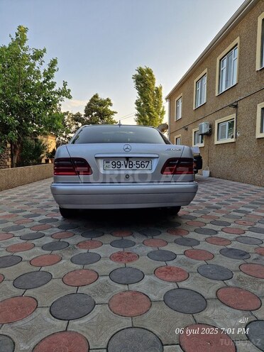 Mercedes E 240 1998, 350,000 km - 2.4 l - Masallı