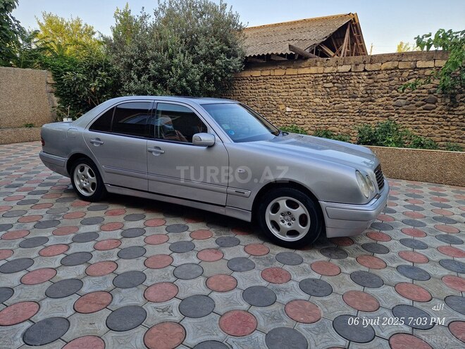 Mercedes E 240 1998, 350,000 km - 2.4 l - Masallı