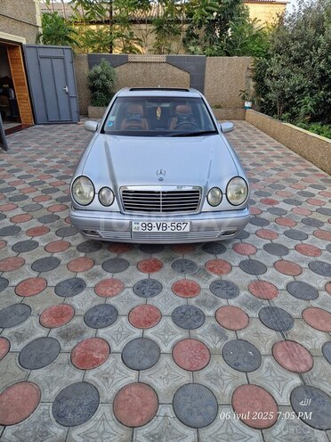Mercedes E 240 1998, 350,000 km - 2.4 l - Masallı