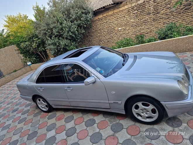 Mercedes E 240 1998, 350,000 km - 2.4 l - Masallı