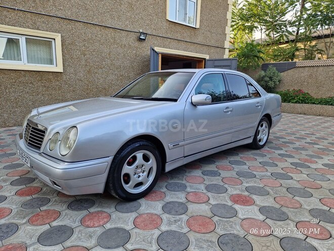 Mercedes E 240 1998, 350,000 km - 2.4 l - Masallı