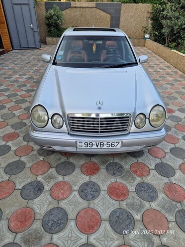 Mercedes E 240 1998, 350,000 km - 2.4 l - Masallı