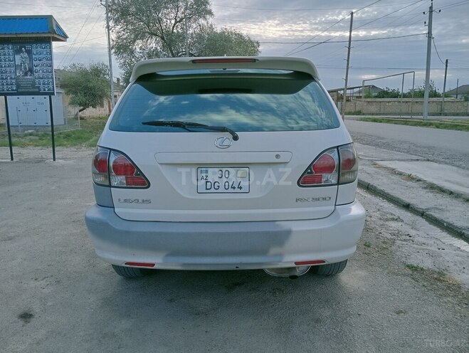 Lexus RX 300 2000, 168,000 km - 3.0 l - Salyan