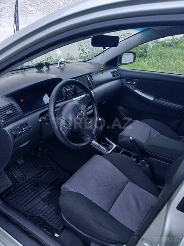 Toyota Corolla 2006, 260,000 km - 1.4 l - Gəncə