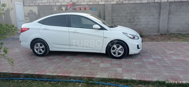 Hyundai Accent 2013, 156,000 km - 1.6 l - Bakı