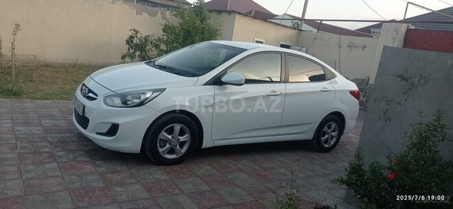 Hyundai Accent 2013, 156,000 km - 1.6 l - Bakı