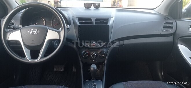 Hyundai Accent 2013, 156,000 km - 1.6 l - Bakı
