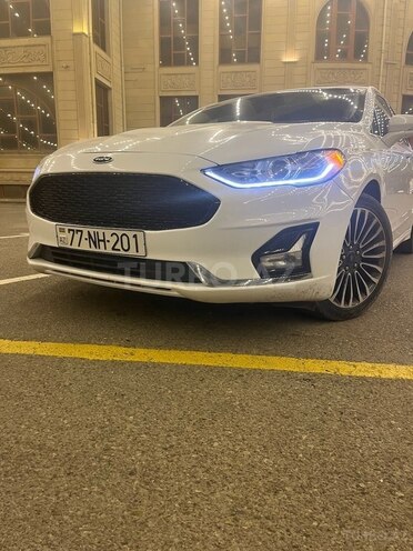Ford Fusion (North America) 2018, 155,000 km - 2.0 л - Bakı
