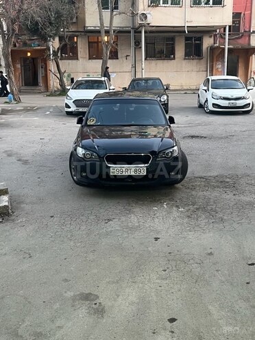 Subaru Legacy-1