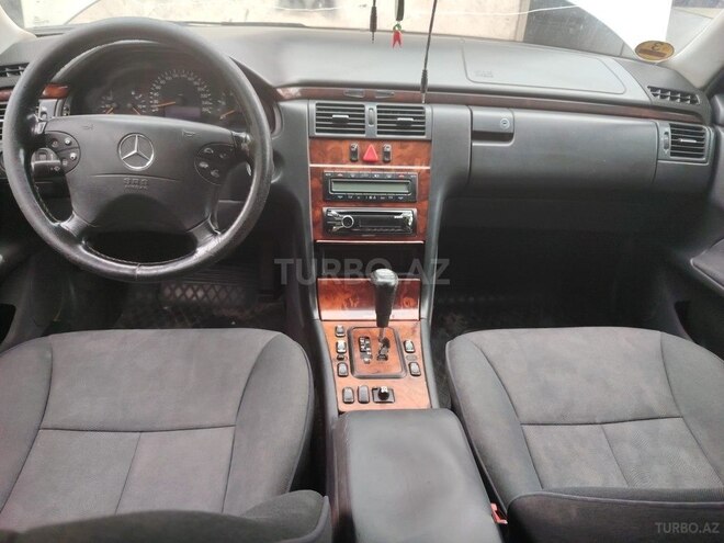 Mercedes E 270 2000, 450,000 km - 2.7 l - Bərdə