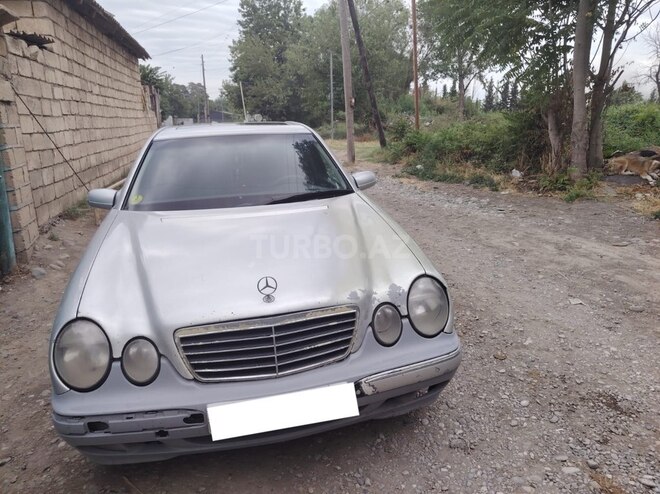 Mercedes E 270 2000, 450,000 km - 2.7 l - Bərdə