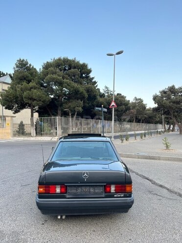 Mercedes 190-7