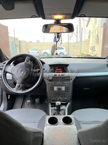 Opel Astra 2006, 370,000 km - 1.3 l - Bakı