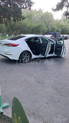 Hyundai Elantra 2018, 156,106 km - 2.0 л - Bakı