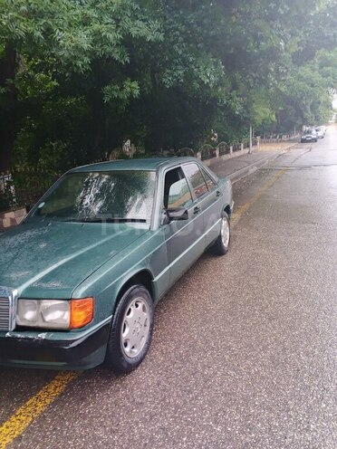 Mercedes 190 1992, 495,458 km - 2.0 l - Qusar
