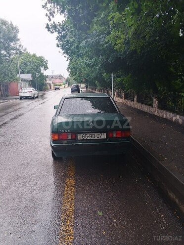 Mercedes 190 1992, 495,458 km - 2.0 l - Qusar