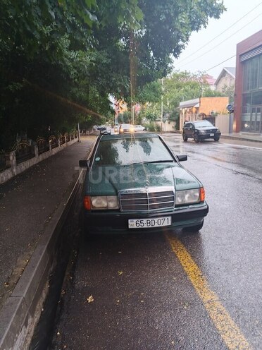 Mercedes 190 1992, 495,458 km - 2.0 l - Qusar