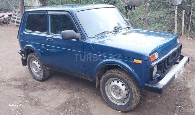 LADA (VAZ) Niva 2013, 200,000 km - 1.7 л - Lerik
