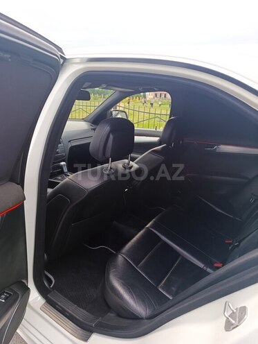 Mercedes  2008, 268,000 km - 3.0 l - Zaqatala