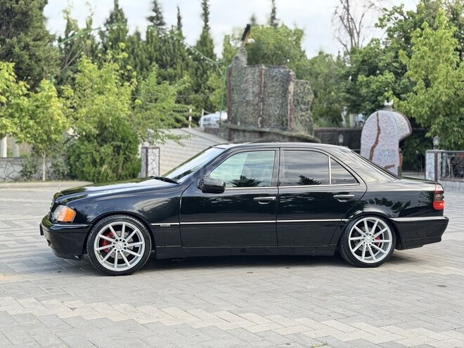 Mercedes C 230 1999, 280,635 km - 2.3 л - Sabirabad
