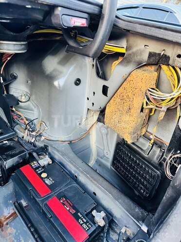 Mercedes C 230 1999, 280,635 km - 2.3 л - Sabirabad