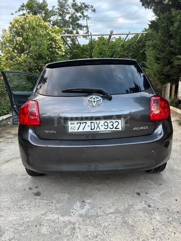 Toyota Auris 2008, 224,000 km - 1.4 л - Bakı