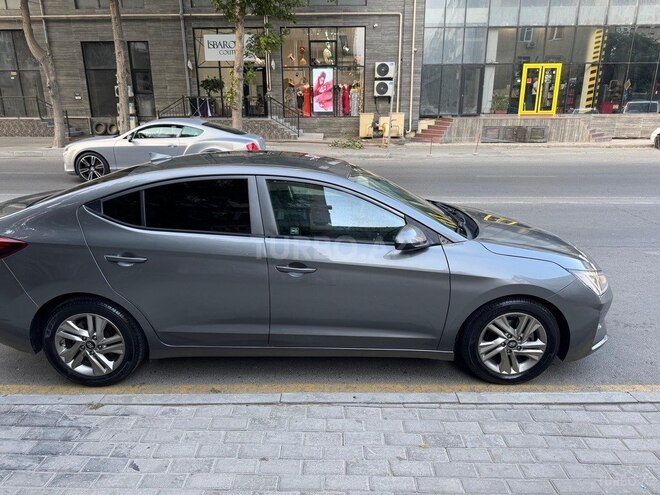 Hyundai Elantra 2019, 150,000 km - 2.0 л - Bakı