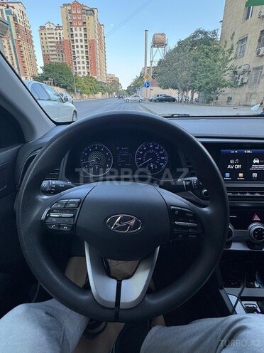 Hyundai Elantra 2019, 150,000 km - 2.0 л - Bakı