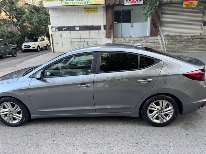 Hyundai Elantra 2019, 150,000 km - 2.0 л - Bakı