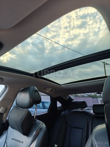 Hyundai Grandeur 2014, 133,700 km - 2.2 л - Bakı