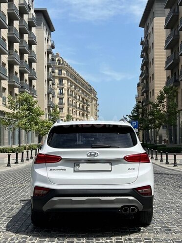 Hyundai Santa Fe-7